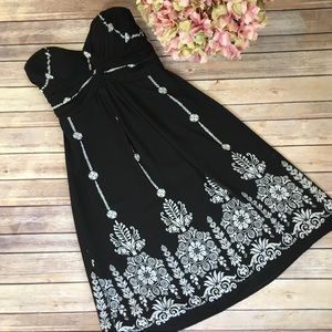 White House Black Market Strapless Dress Sz 6
